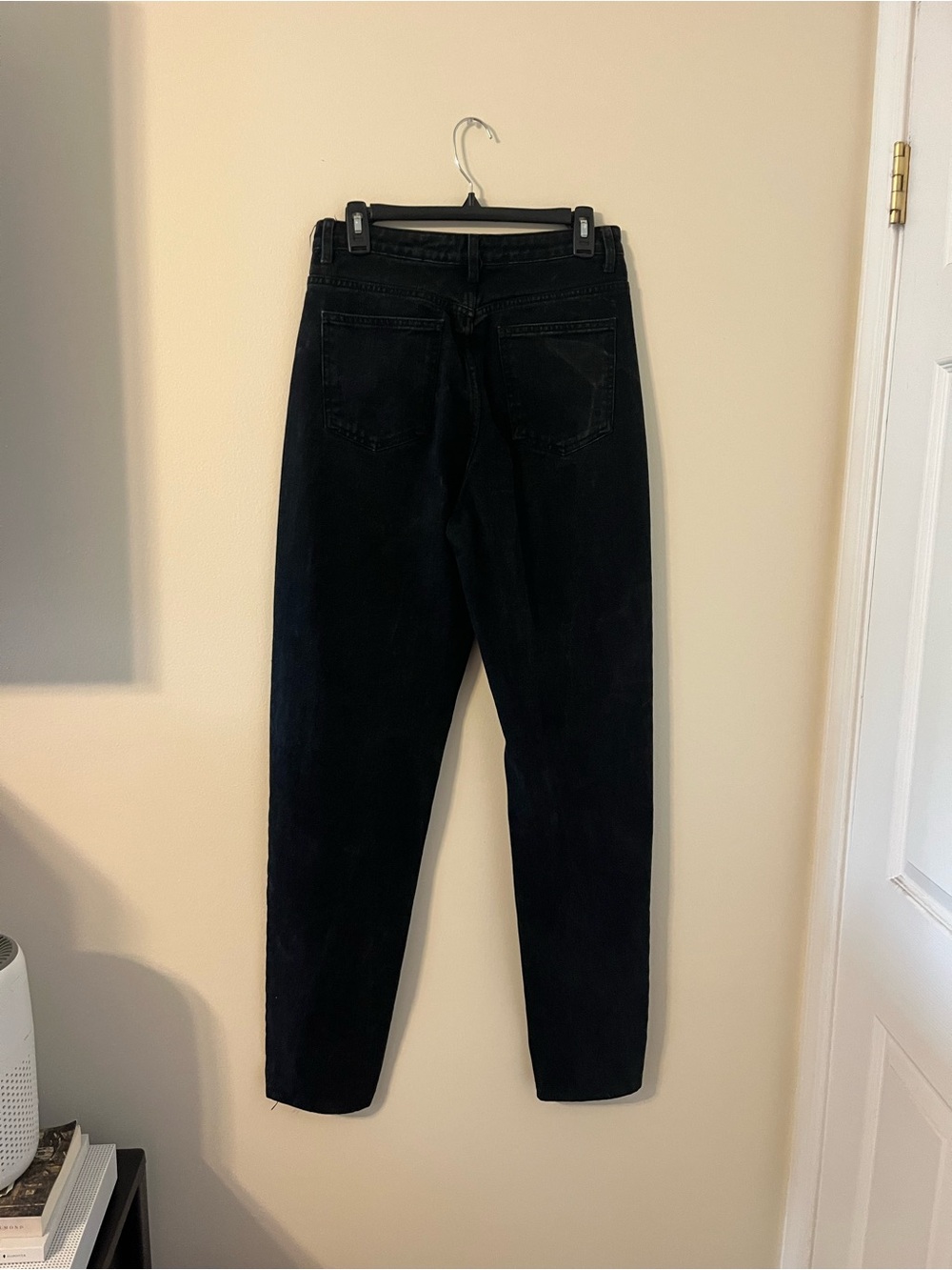 PrettyLittleThing Women's Slim Straight Black Jeans - Picture 4 of 5